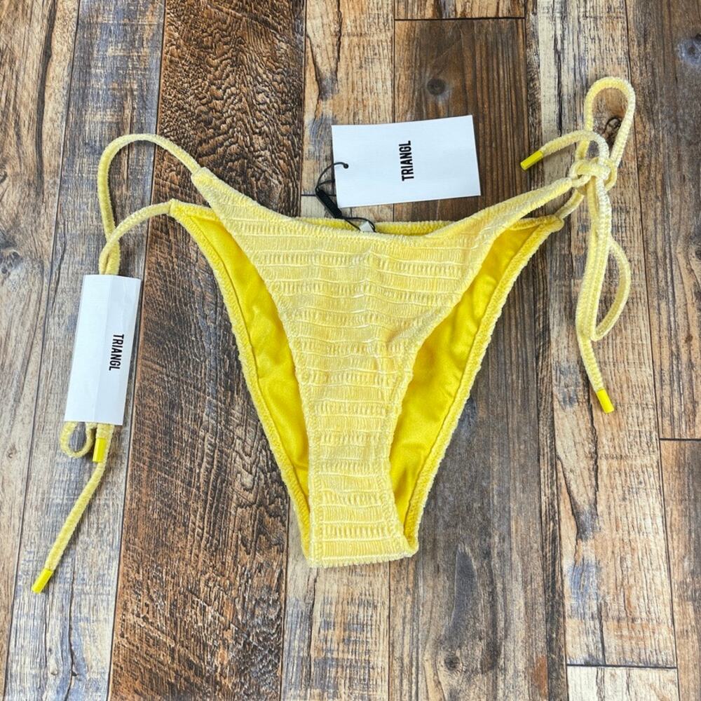 Triangl Women's Medium Vinca Maca Yellow Velvet Triangle Bikini Bottom
